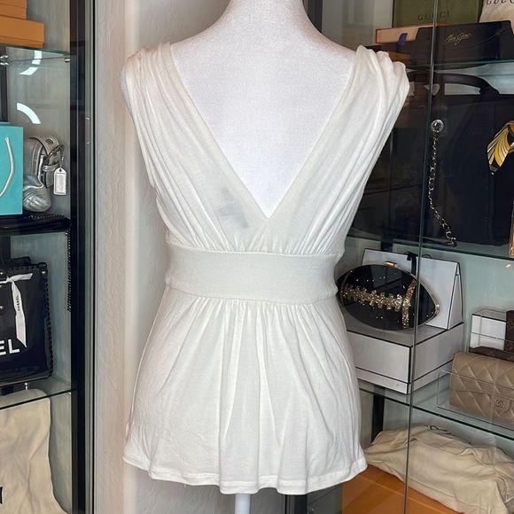 EXPRESS V Neck and Back Tank Top in White - Picture 4 of 4